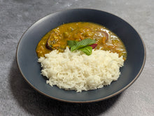 Load image into Gallery viewer, Curried Beef Sausages